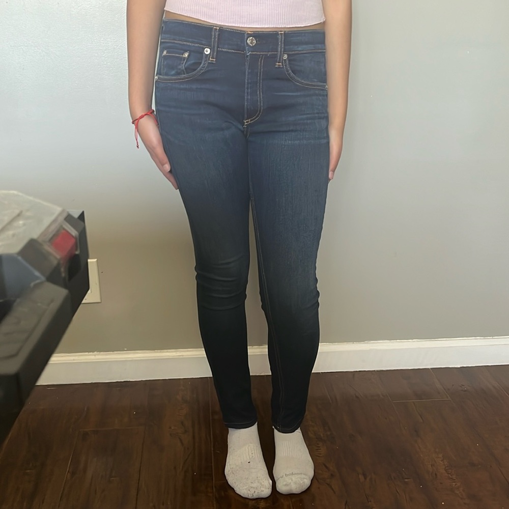 Skinny jeans